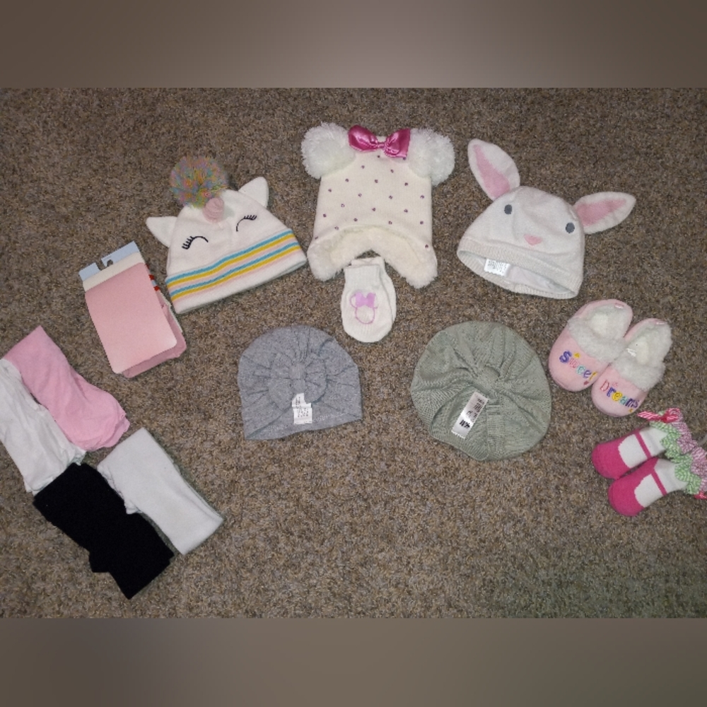 Baby Girl Accessories Bundle - Picture 2 of 10